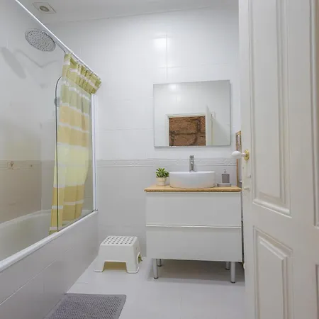 The Fig Tree House بيت للعطل *